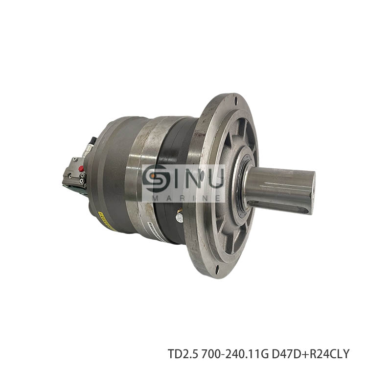 SN-SAI HYDRAULIC MOTOR+GEAR BOX TD2.5 700-240.11GXX D47D+R24CLY FOR HATCH COVER